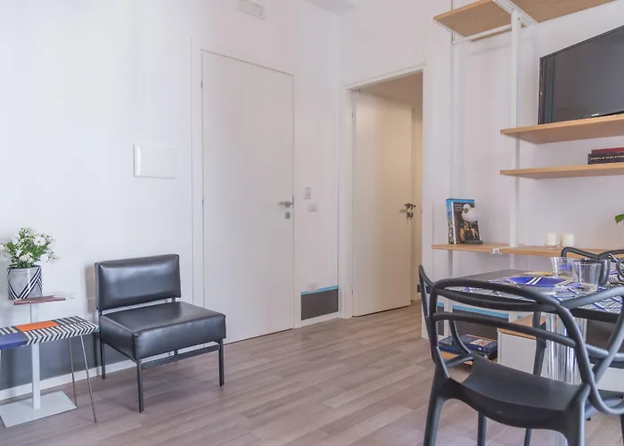 Nonna Pina Art Rooms